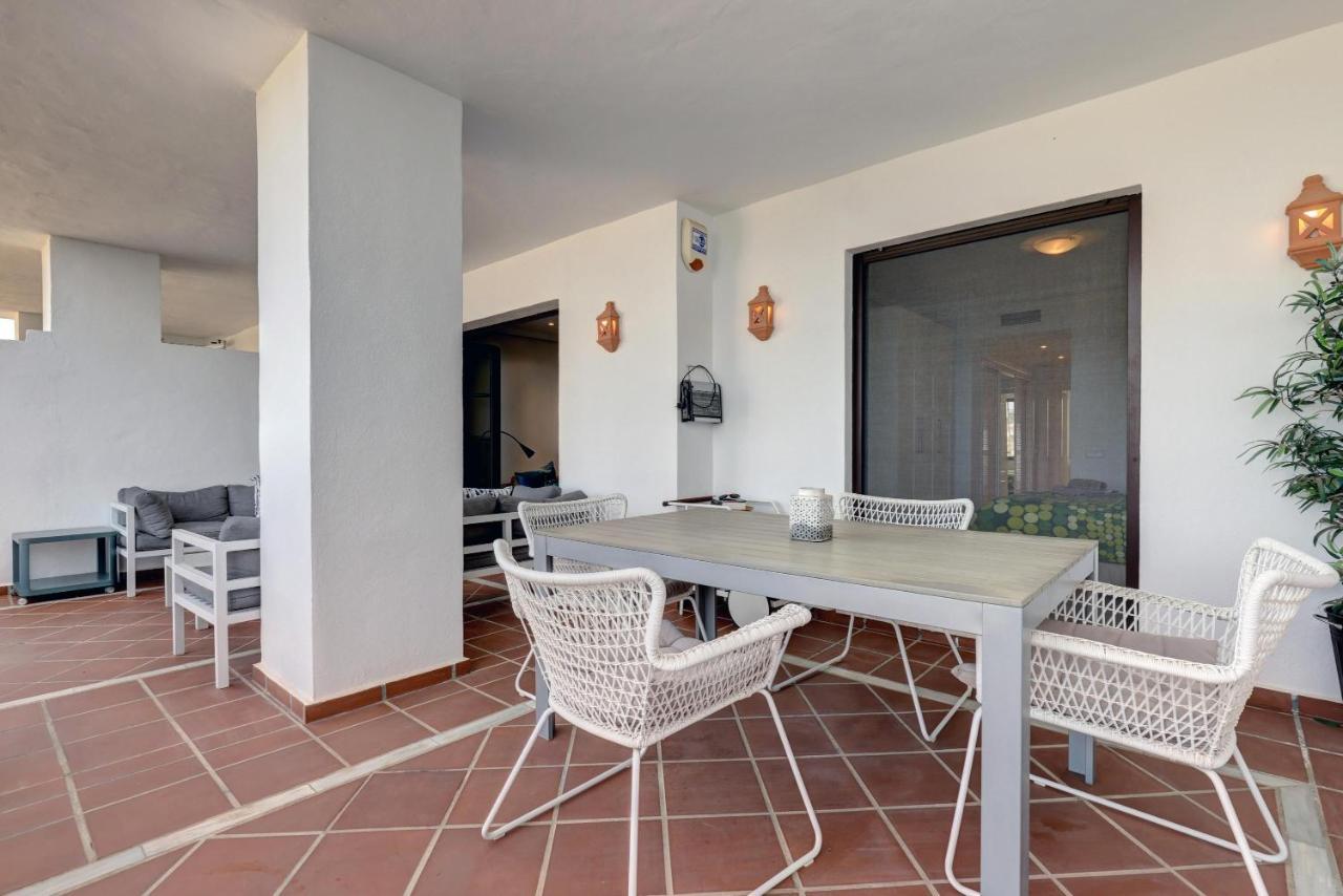 2 Bed-Rooms With A View Benahavis Luaran gambar