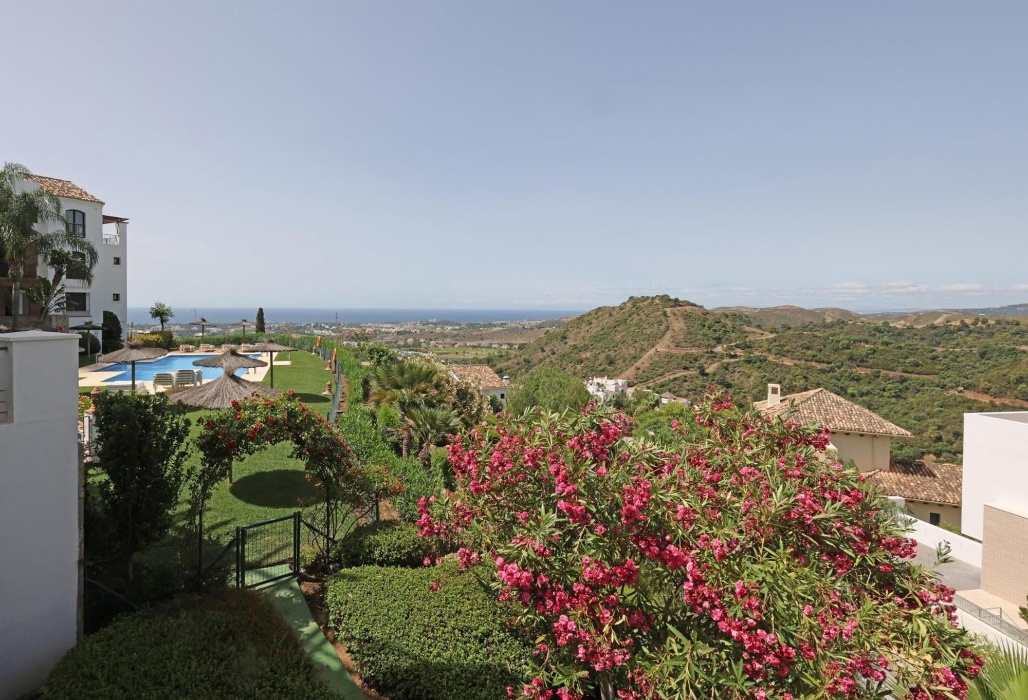 2 Bed-Rooms With A View Benahavis Luaran gambar